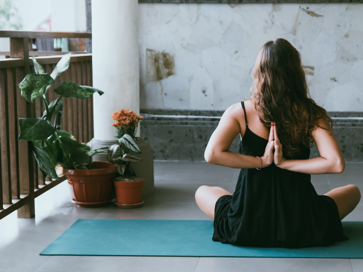 ASI Pilates Aliağa stüdyosunu temsil eden aydınlık pilates alanı